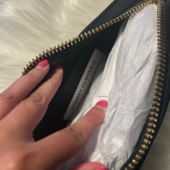 Stoney Clover Cosmetic Bag - Picture 5 of 9